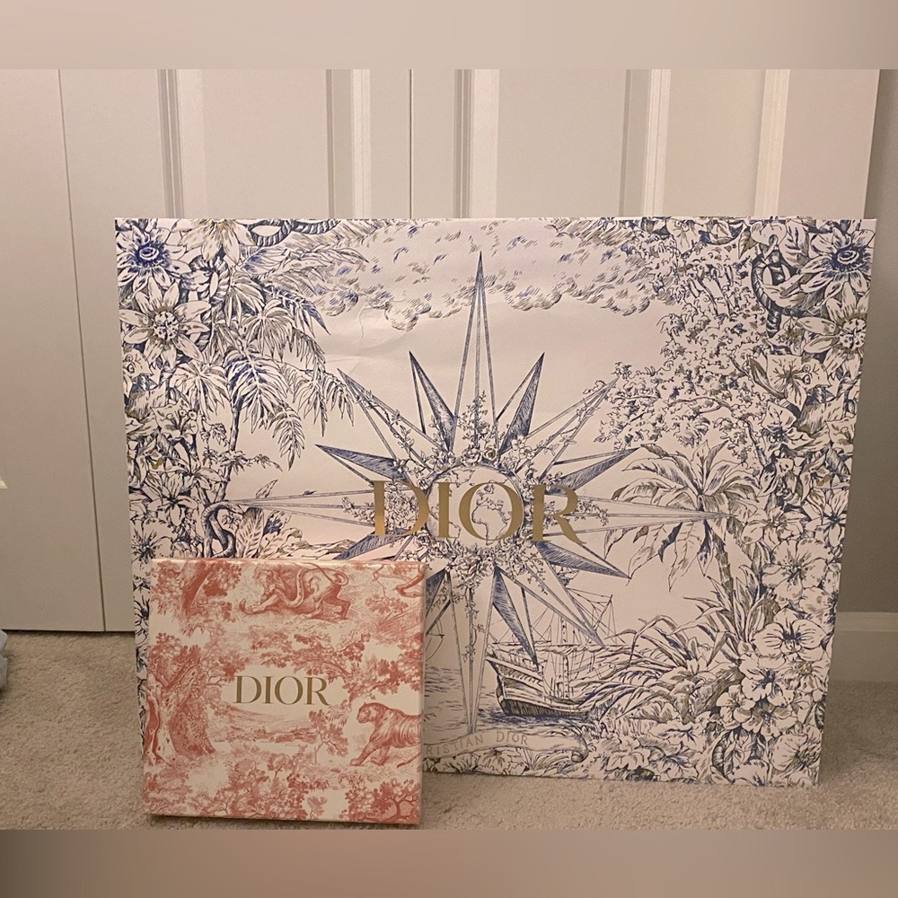 HUGE DIOR SHOPPING BAG| from Monaco
